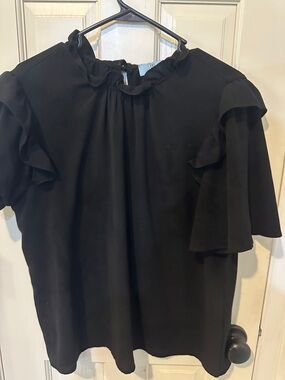 CeCe Black Ruffle Sleeve Blouse